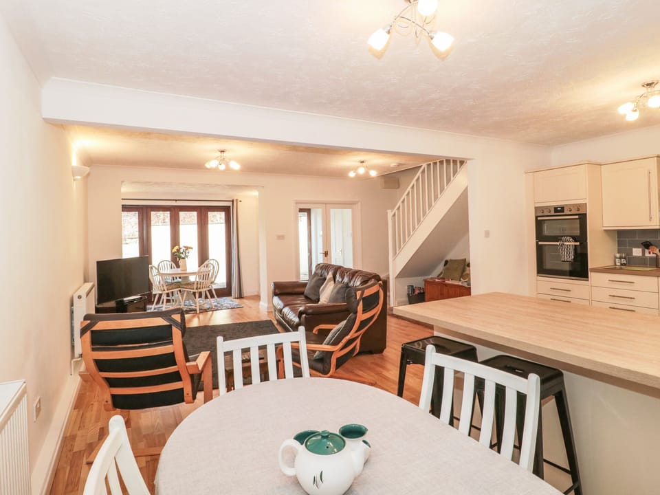 Cottage | Interior