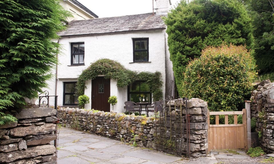 Cottage | Interior