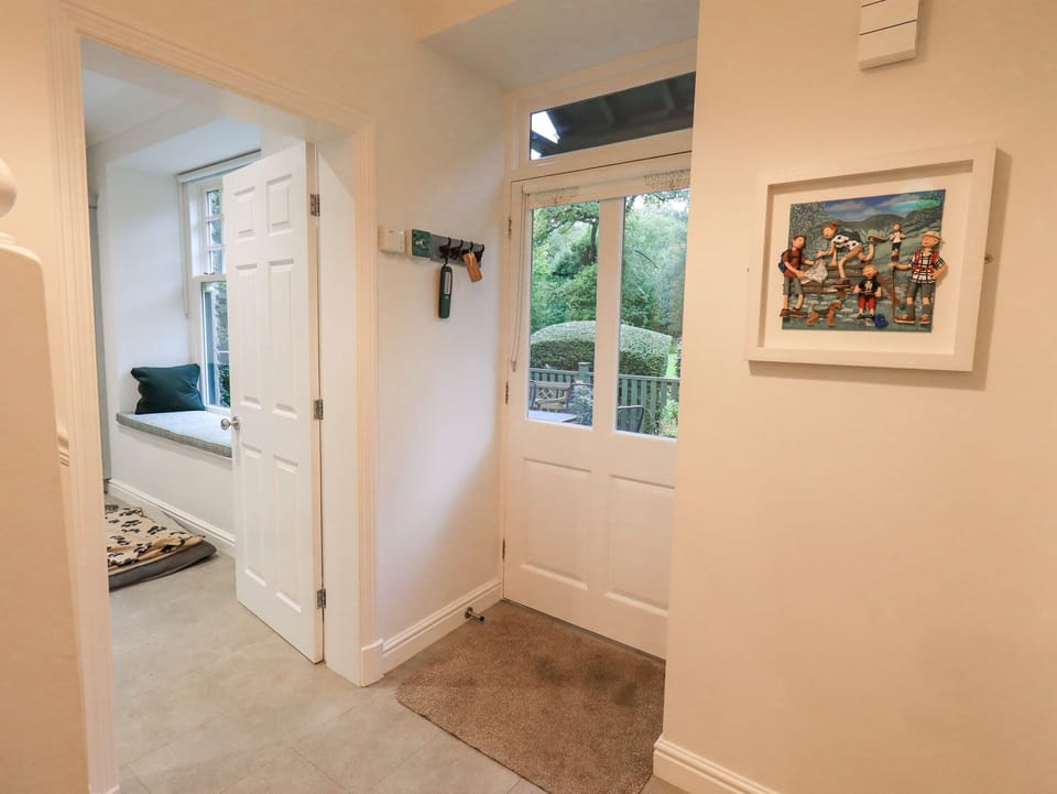 Cottage | Interior