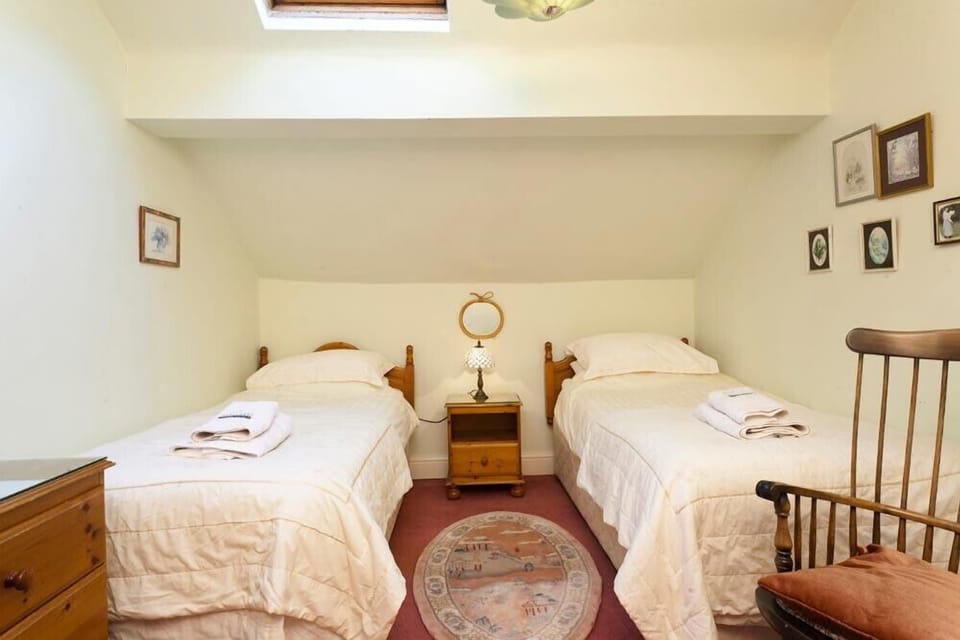 Cottage | Interior