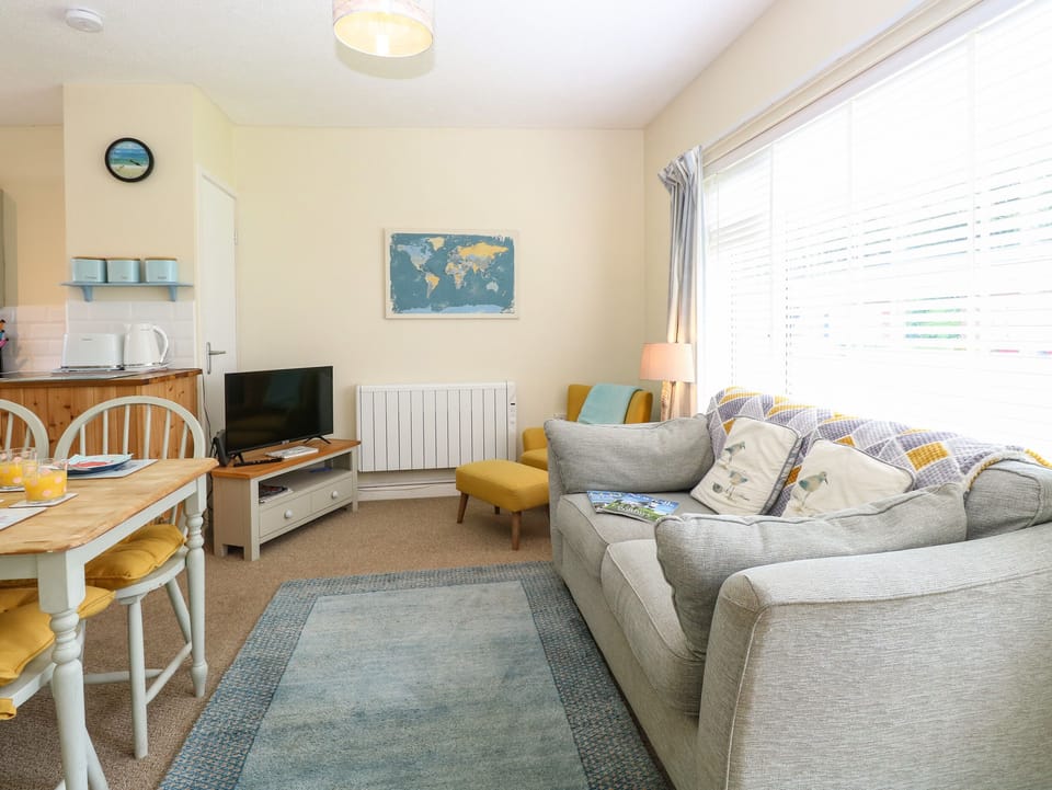 Cottage | Living area