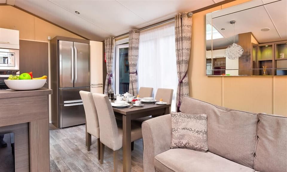 Cottage | 2 bedrooms, individually decorated, individually furnished, free WiFi