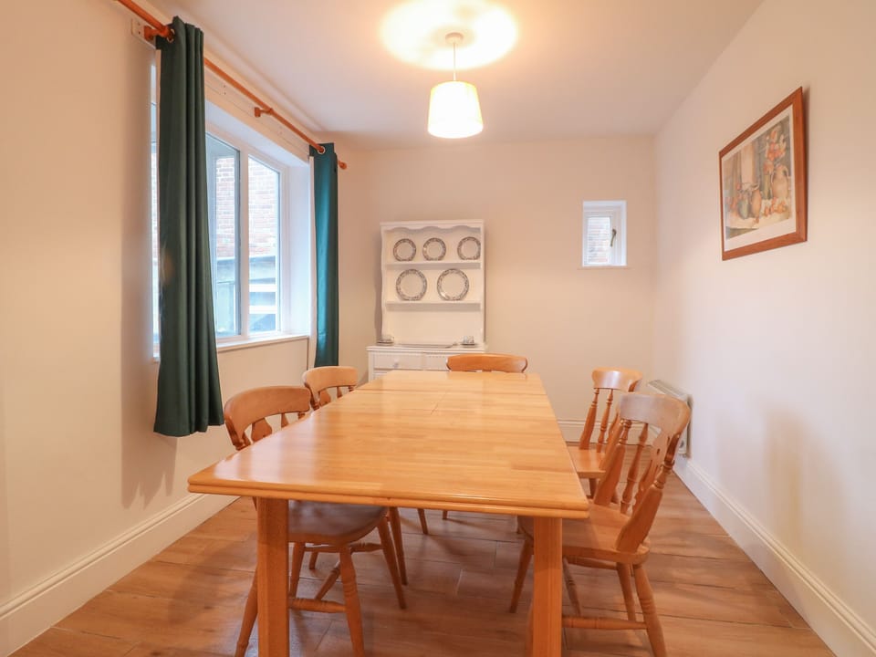 Cottage | Interior