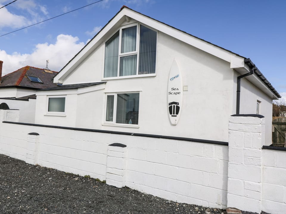 Cottage | Front of property