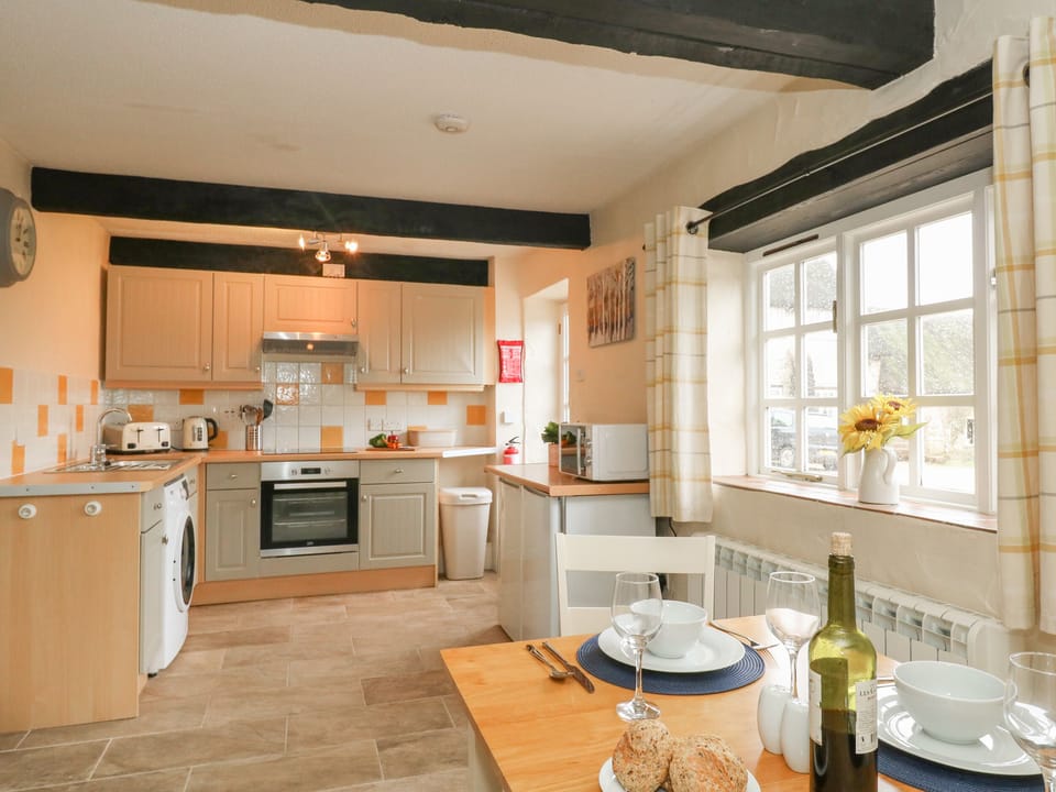 Cottage | Interior