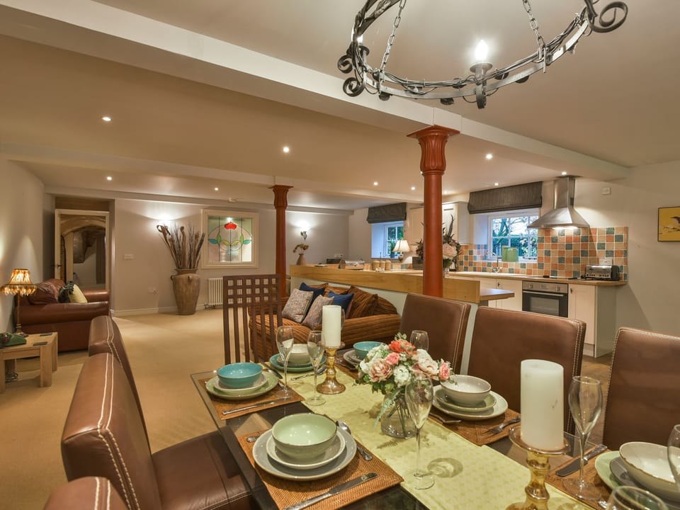 Cottage | Private kitchen | Fridge, dishwasher, electric kettle, toaster