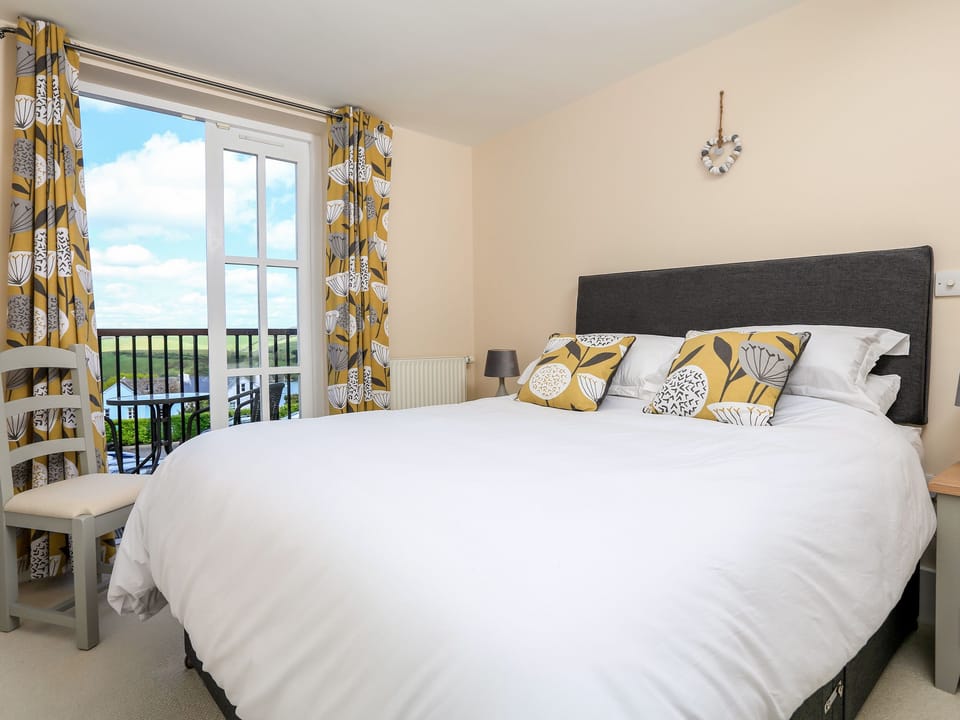 Cottage | 2 bedrooms, individually decorated, individually furnished, free WiFi