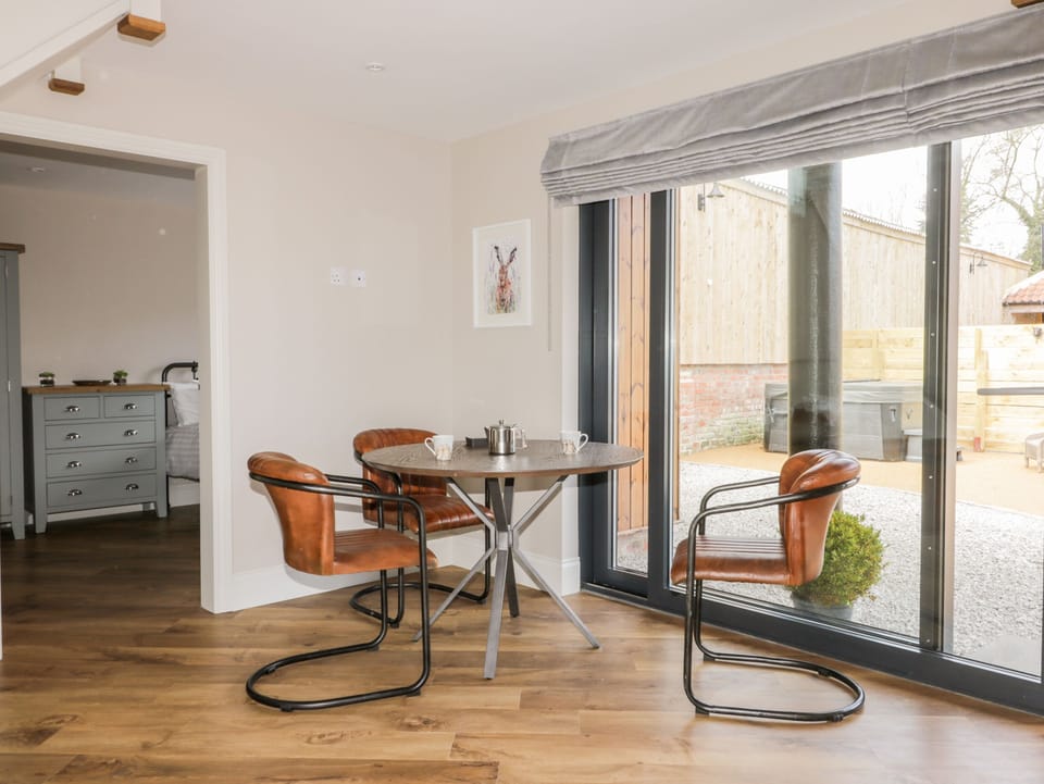 Cottage | 1 bedroom, individually decorated, individually furnished, free WiFi