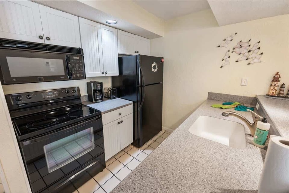 Large Kitchen Area