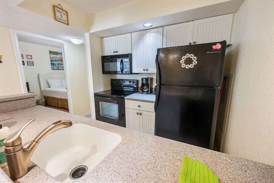 Large Kitchen Area