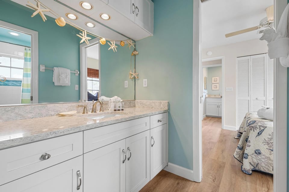 Oversized vanity