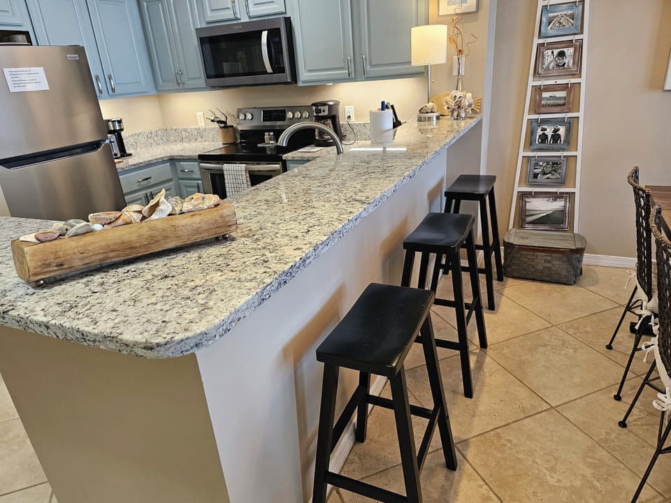 Breakfast bar