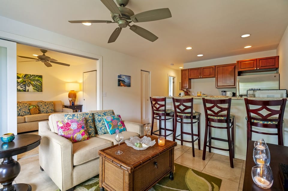 Kauai Kailani 218 | living area - Inside you'll find a cozy living and dining area that's perfect for couples or young families!