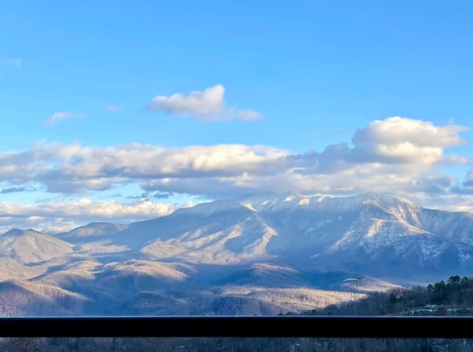 Hard To Believe Mountain Views!