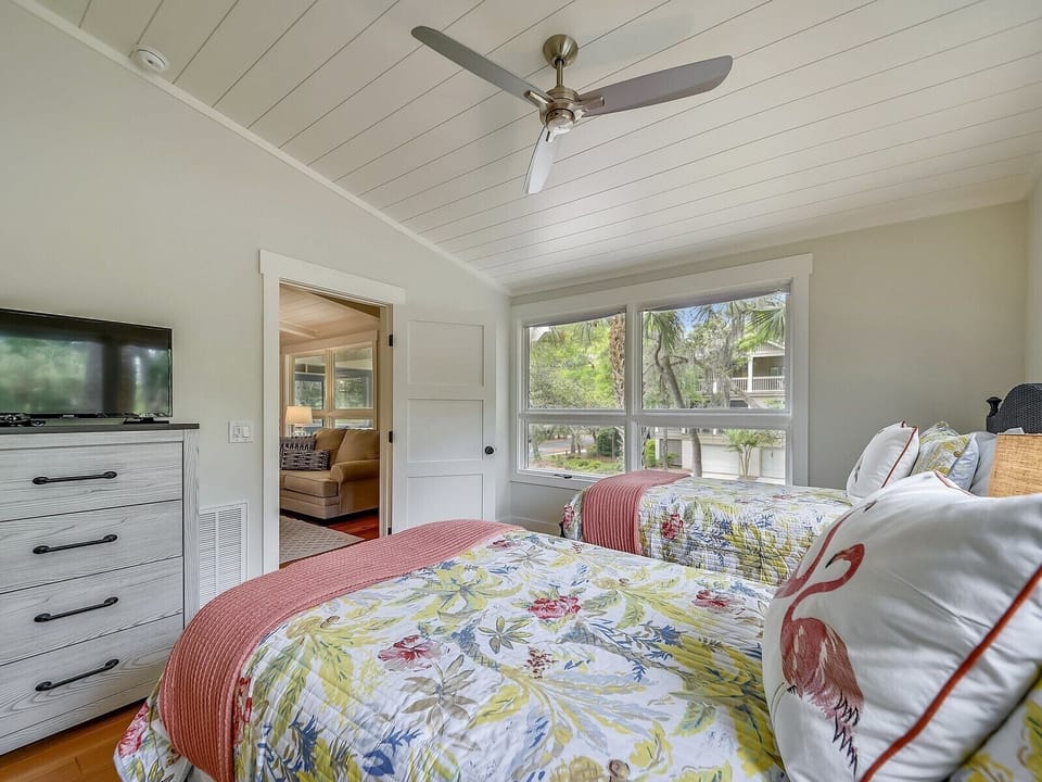 Second Floor Guest Room with Two Twin Beds at 5 Dogwood Lane
