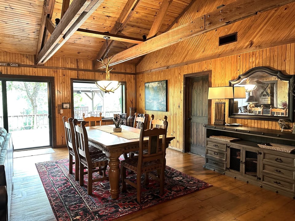 Large dining table with views to the river!