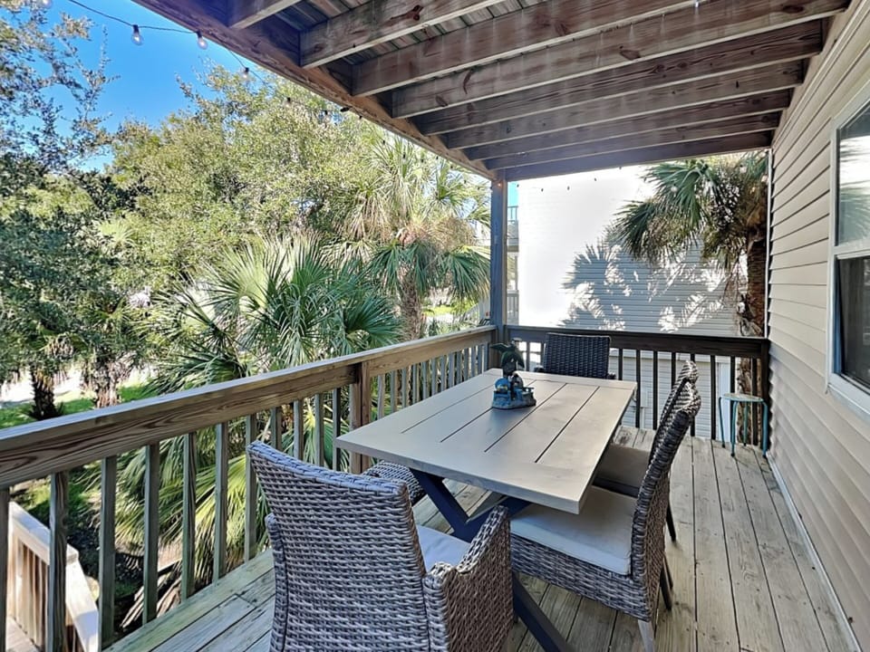 Covered Balcony