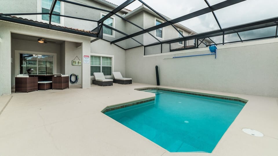 Poolside paradise: Where sun-kissed moments are made!