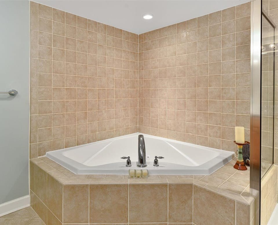 Master-Bath