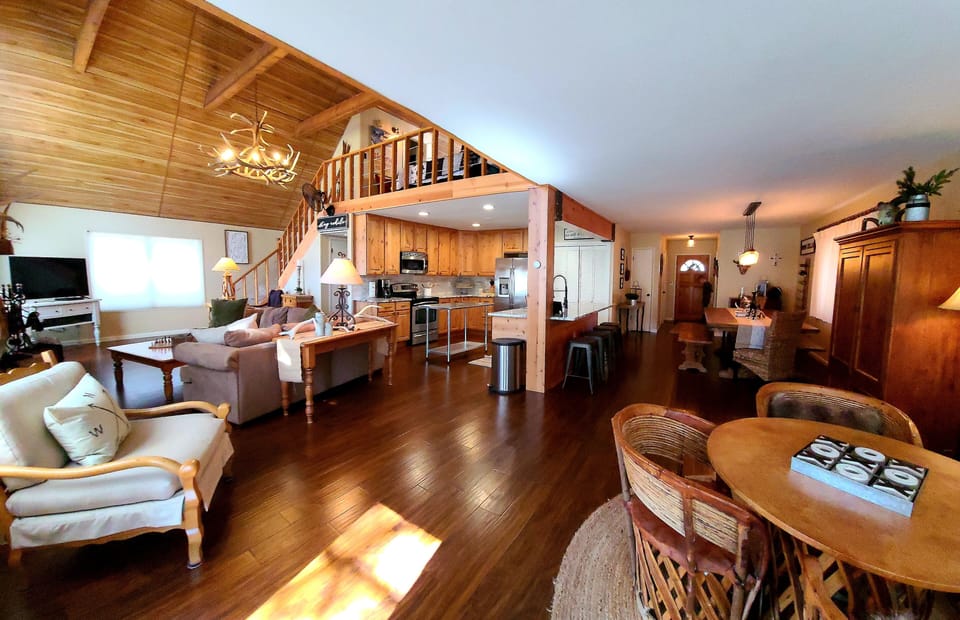 Living Room - Open Space