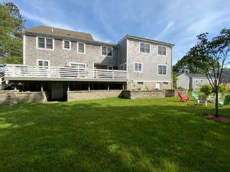 Large level yard- Unit on Right