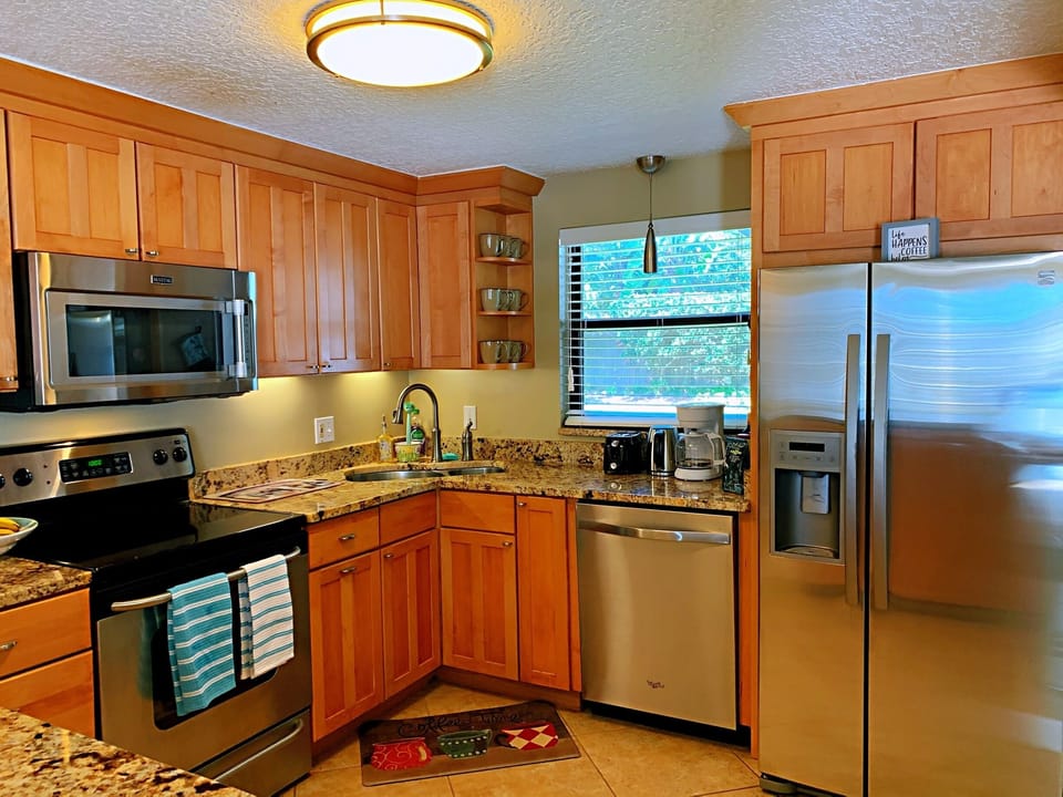 Fully equipped kitchen 