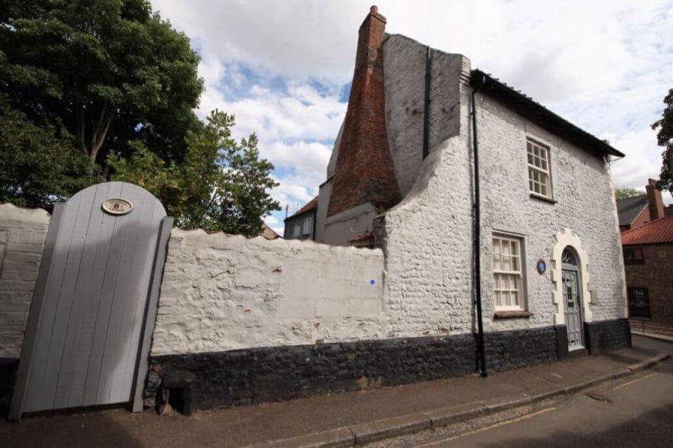 Cromwell Cottage