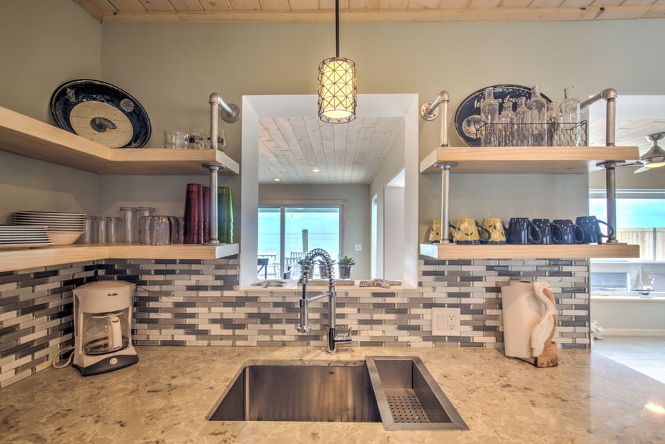 Kitchen with a view of the ocean