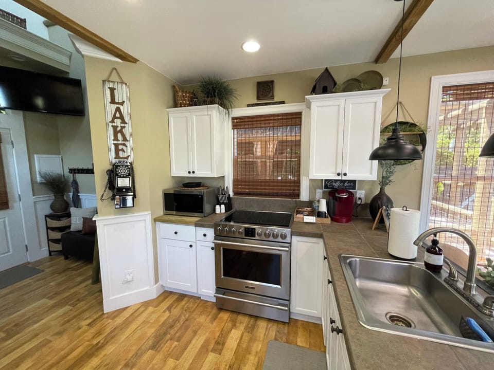 Full Kitchen