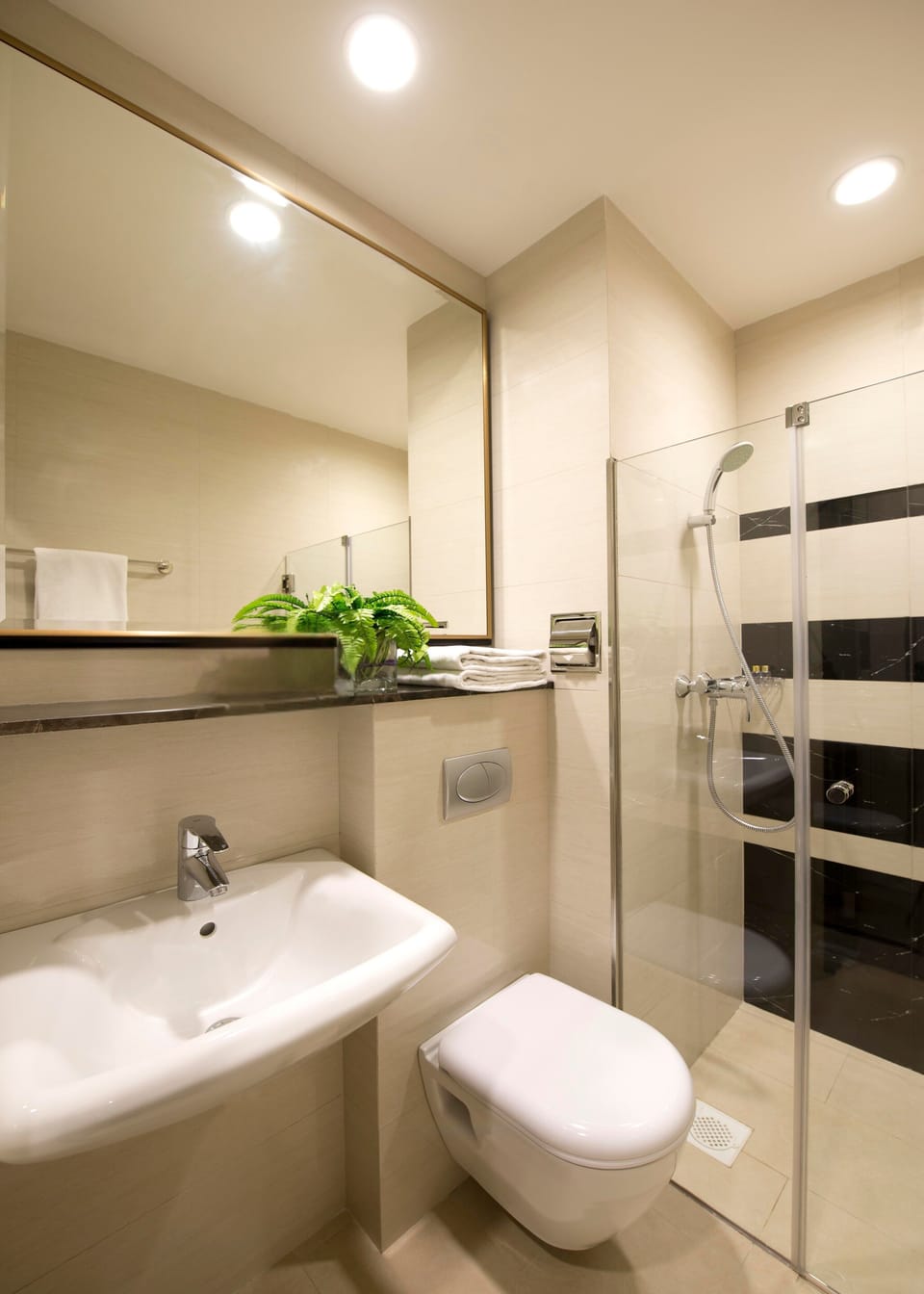 Premium bedding, in-room safe, desk, laptop workspace