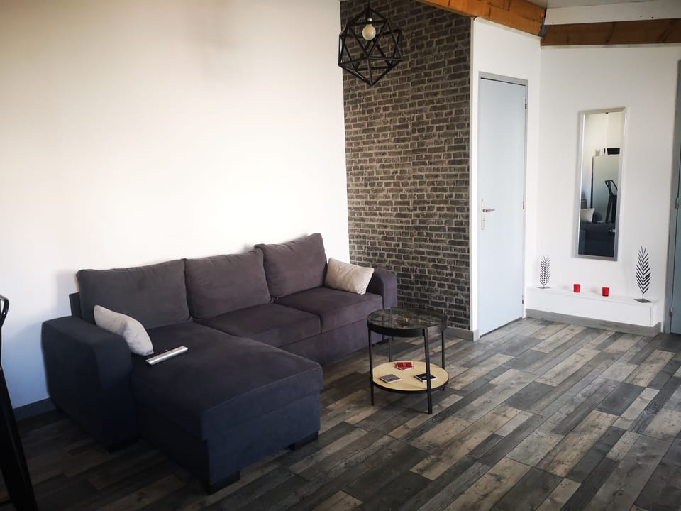 Comfort Cottage, Ensuite, Garden View | Lounge