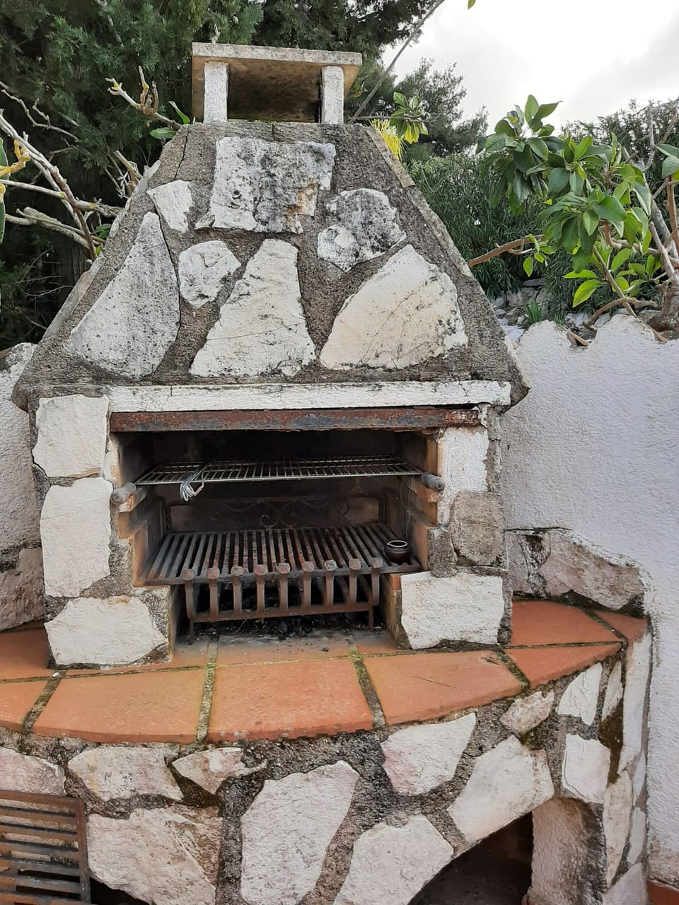 outdoor barbecue and private terrace