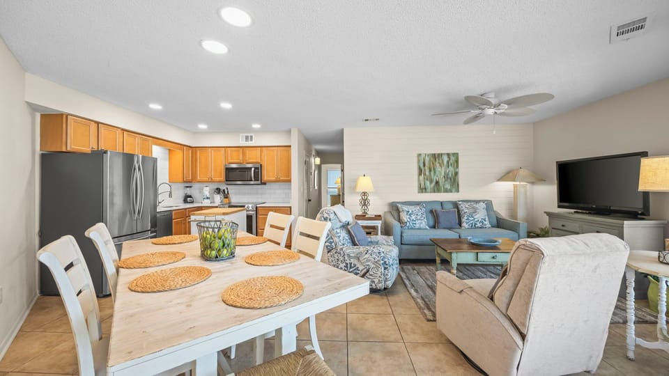 Sandpiper 5C - Open-living layout