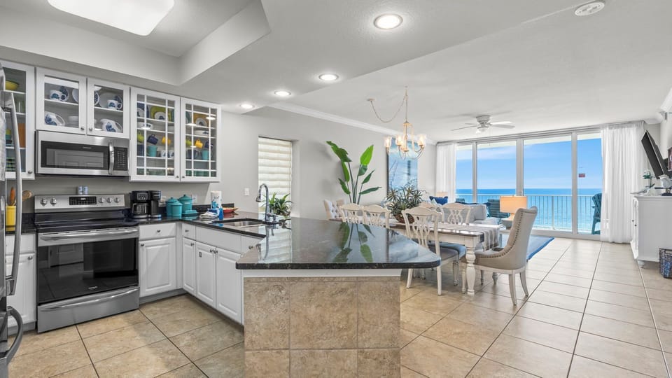 San Carlos 1201 - Kitchen & dining