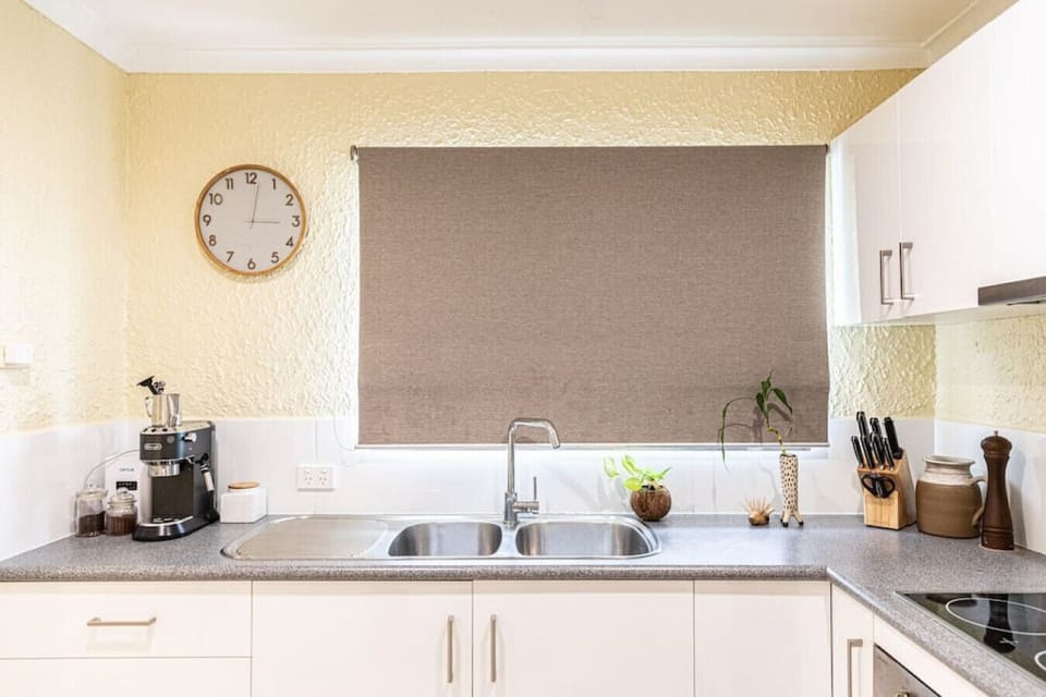 Ms Rabbits apartment - Well equipped kitchen