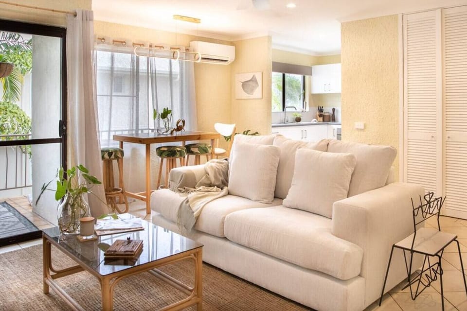 Ms Rabbits apartment- Fresh and bright furnishings