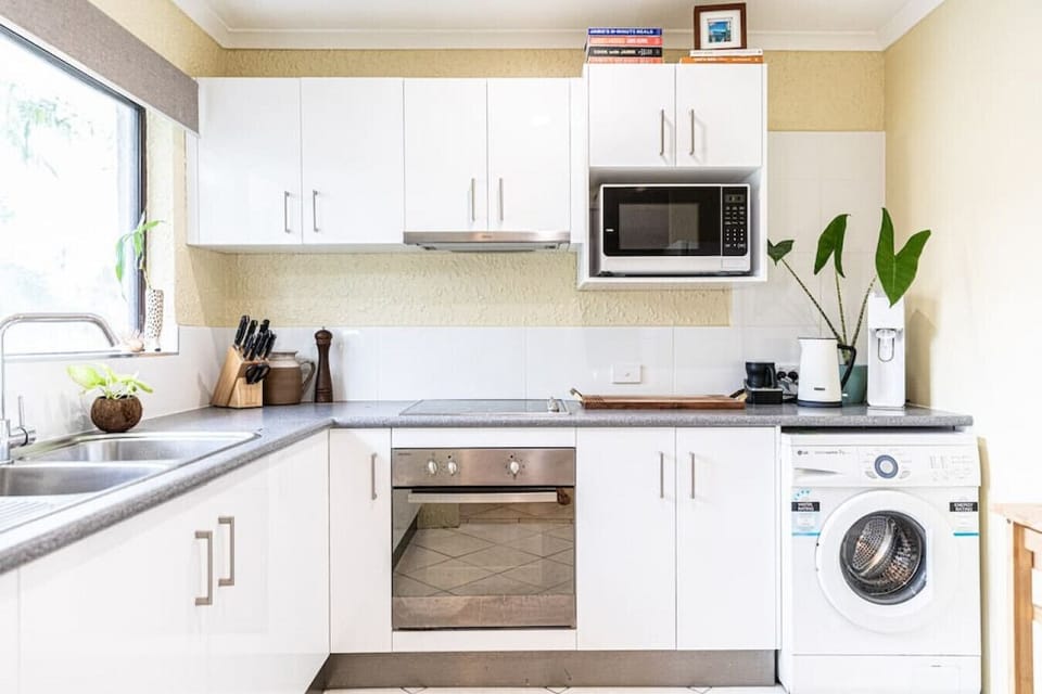 Ms Rabbits apartment - Well equipped kitchen