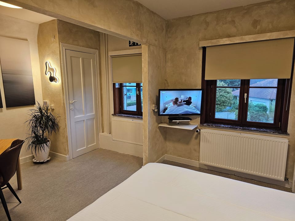 Classic Double Room | Premium bedding, desk, laptop workspace, soundproofing