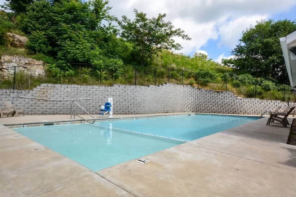 Even your little ones will enjoy the shallow end of the pool (1.5 feet)