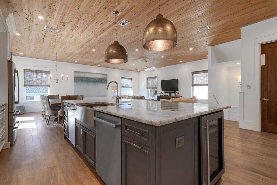 Paradise Found - Dunes of Destin - Kitchen