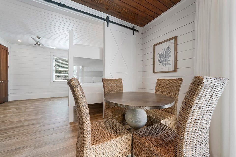 Paradise Found - Dunes of Destin - Dining Space