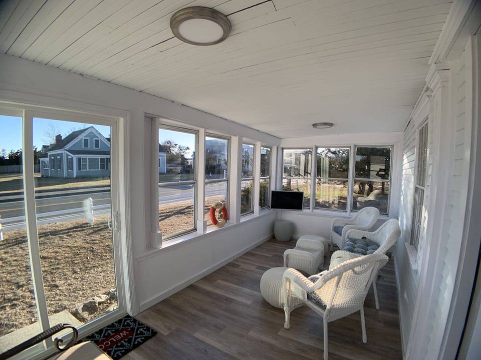 Sun Porch 