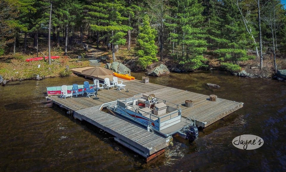 Dock