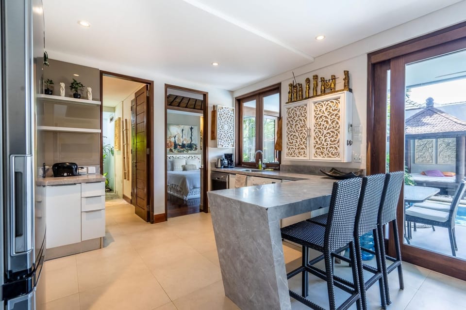 Murni Kejora - Beachfront Estate Sanur (1163)