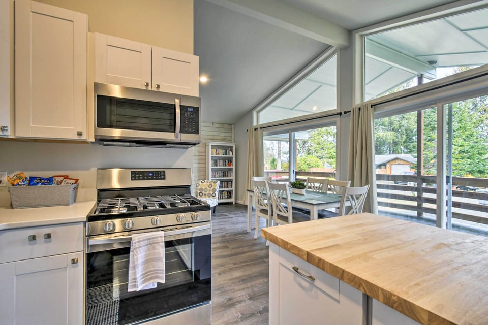 Kitchen | Keurig Coffee Maker