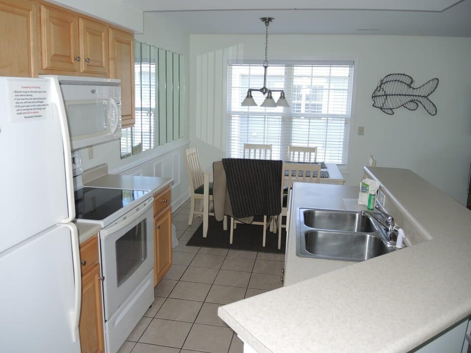 Villa, 2 Bedrooms | Private kitchen | Coffee/tea maker, fridge, microwave, dishwasher