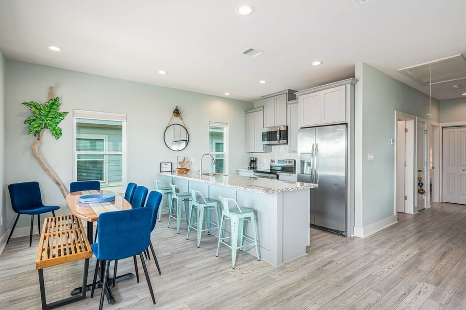 House, 3 Bedrooms | Private kitchen | Fridge, microwave, dishwasher, coffee/tea maker