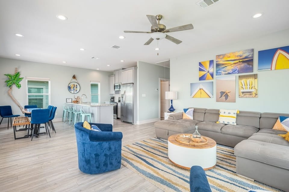 House, 3 Bedrooms | Living area | Smart TV, streaming services