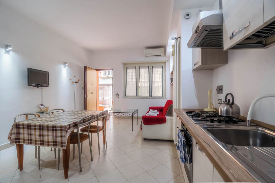 Apartment, 1 Bedroom, City View | Interior