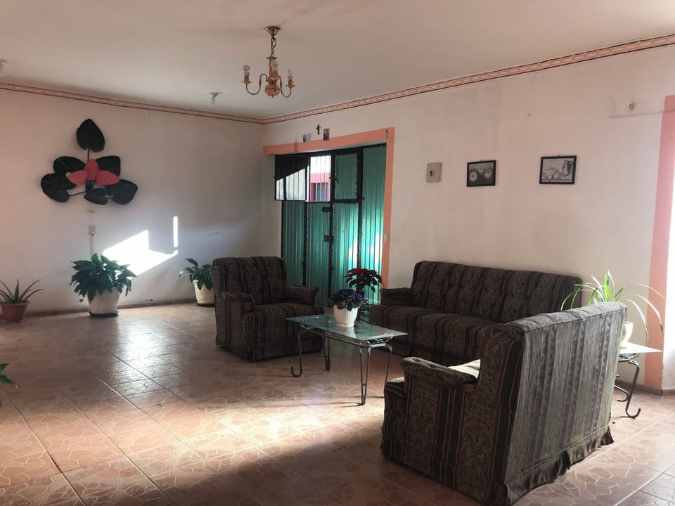 Room, 1 Bedroom | Interior